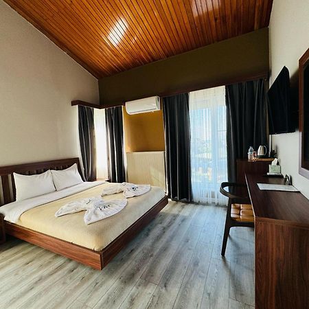 Istanbul Airport Treekos Suite Hotel Karaburun  Exterior foto