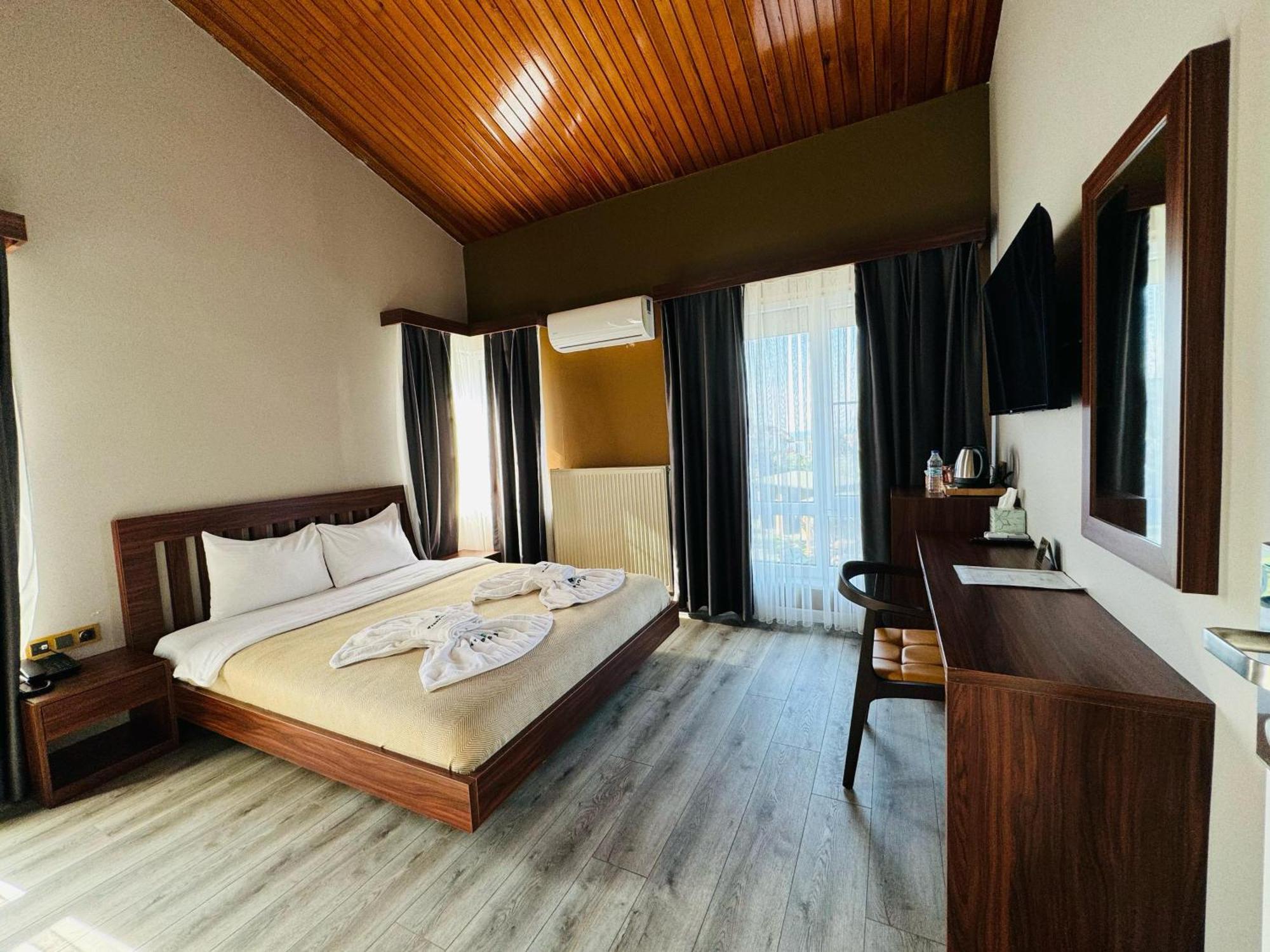 Istanbul Airport Treekos Suite Hotel Karaburun  Exterior foto